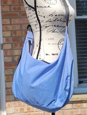 Like BAGGU Fastfairy Light Blue Large Nylon Crescent Shoulder Or Crossbody Bag